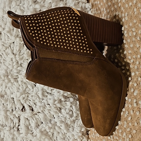 Michael Kors Booties - Picture 14 of 16